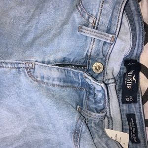 Hollister jeans , SIZE 1
